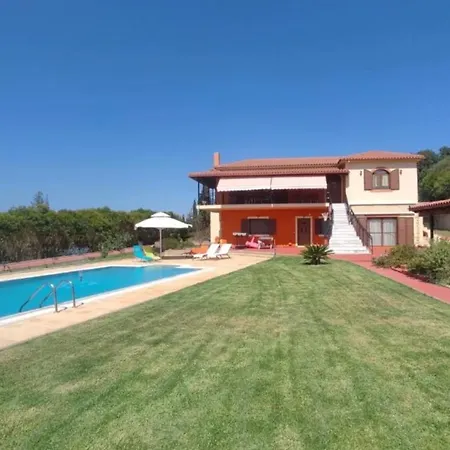 Kastro With Pool In Kyllini, Peloponnese Kástro Tornéze