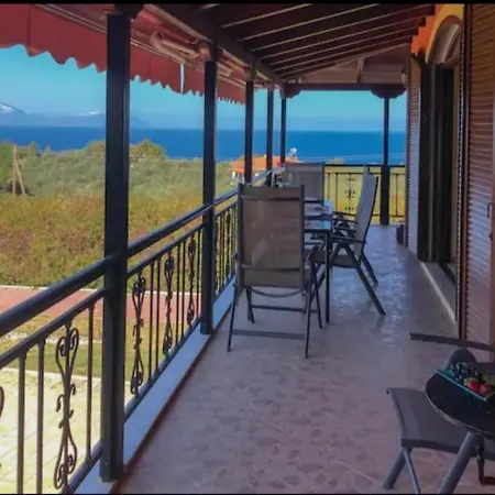 Kastro With Pool In Kyllini, Peloponnese Villa