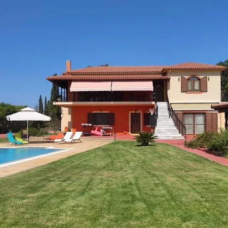 Kastro With Pool In Kyllini, Peloponnese Kástro Tornéze